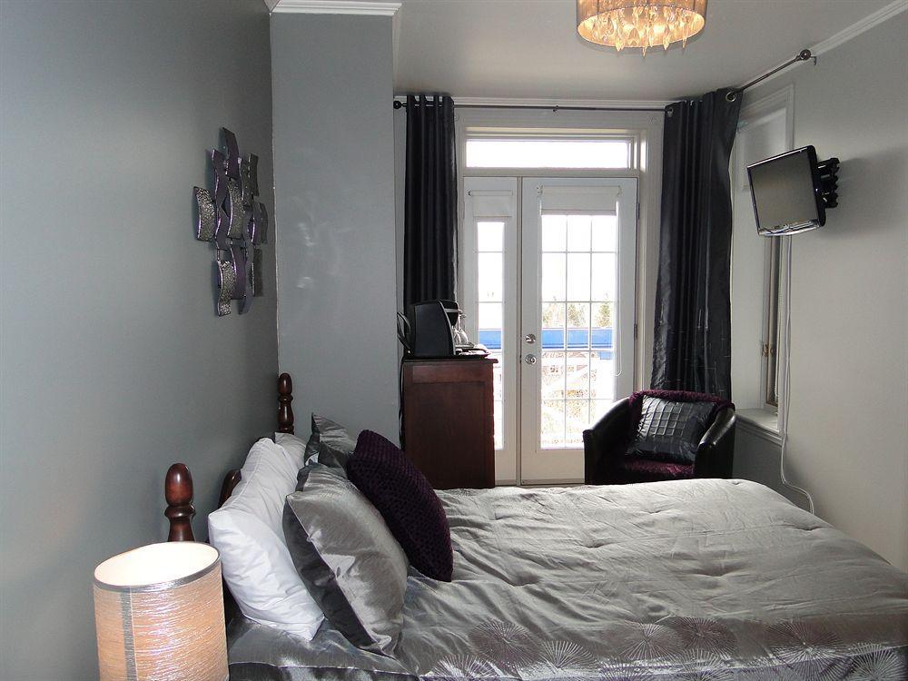 Auberge Fleurs De Lune La Malbaie Eksteriør billede
